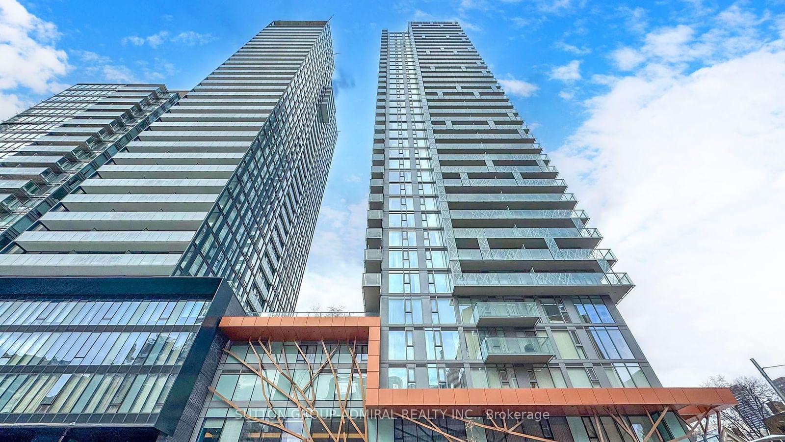 50 Wellesley St E, unit 711 for sale