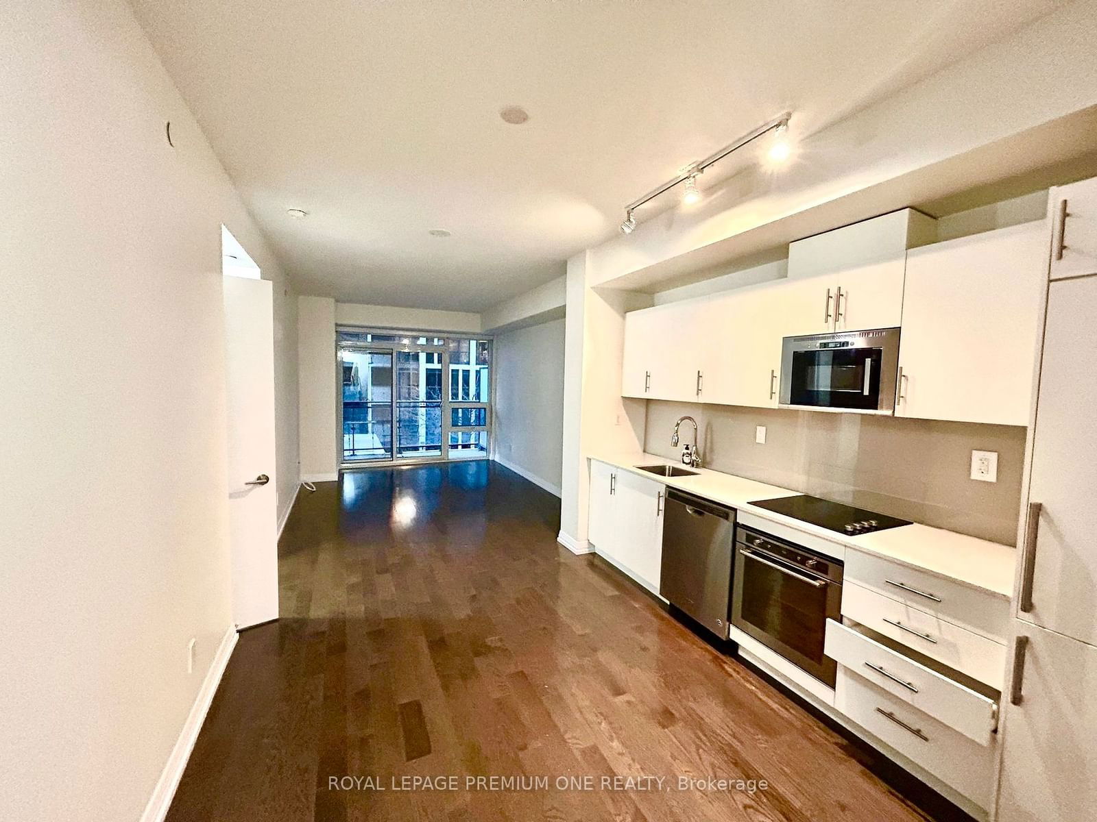 460 Adelaide St E, unit 1501 for rent