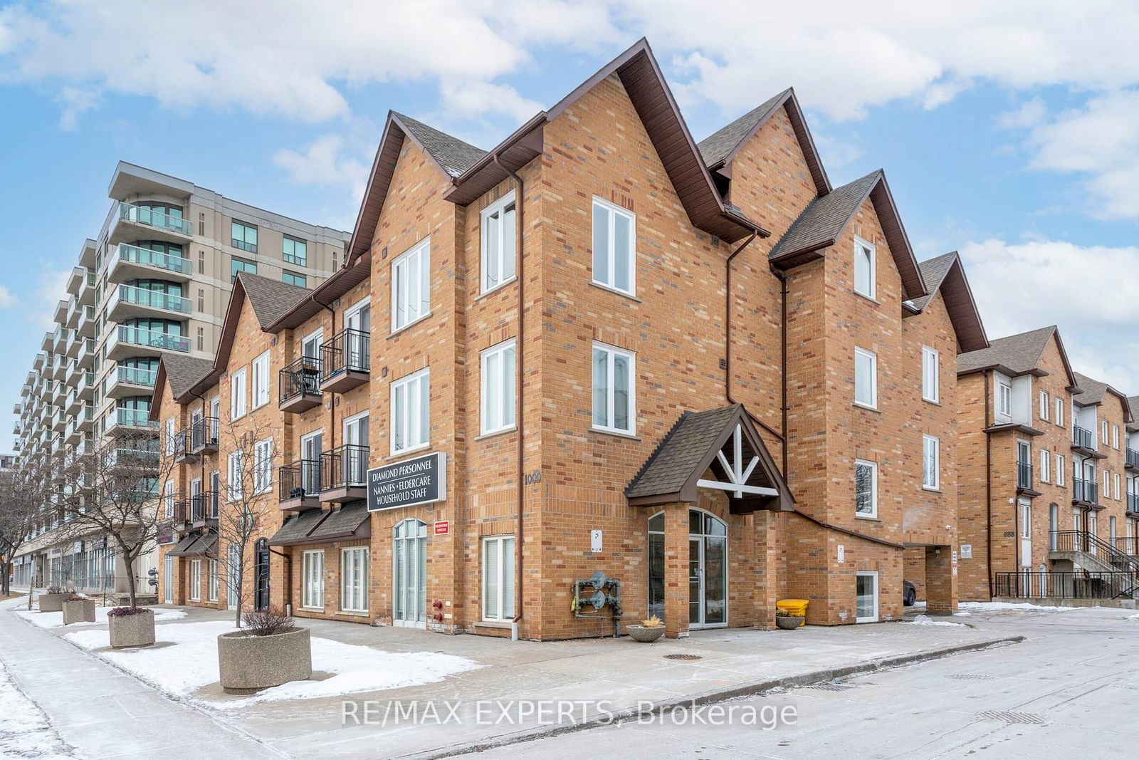 1000 Sheppard Ave W, unit 206 for sale