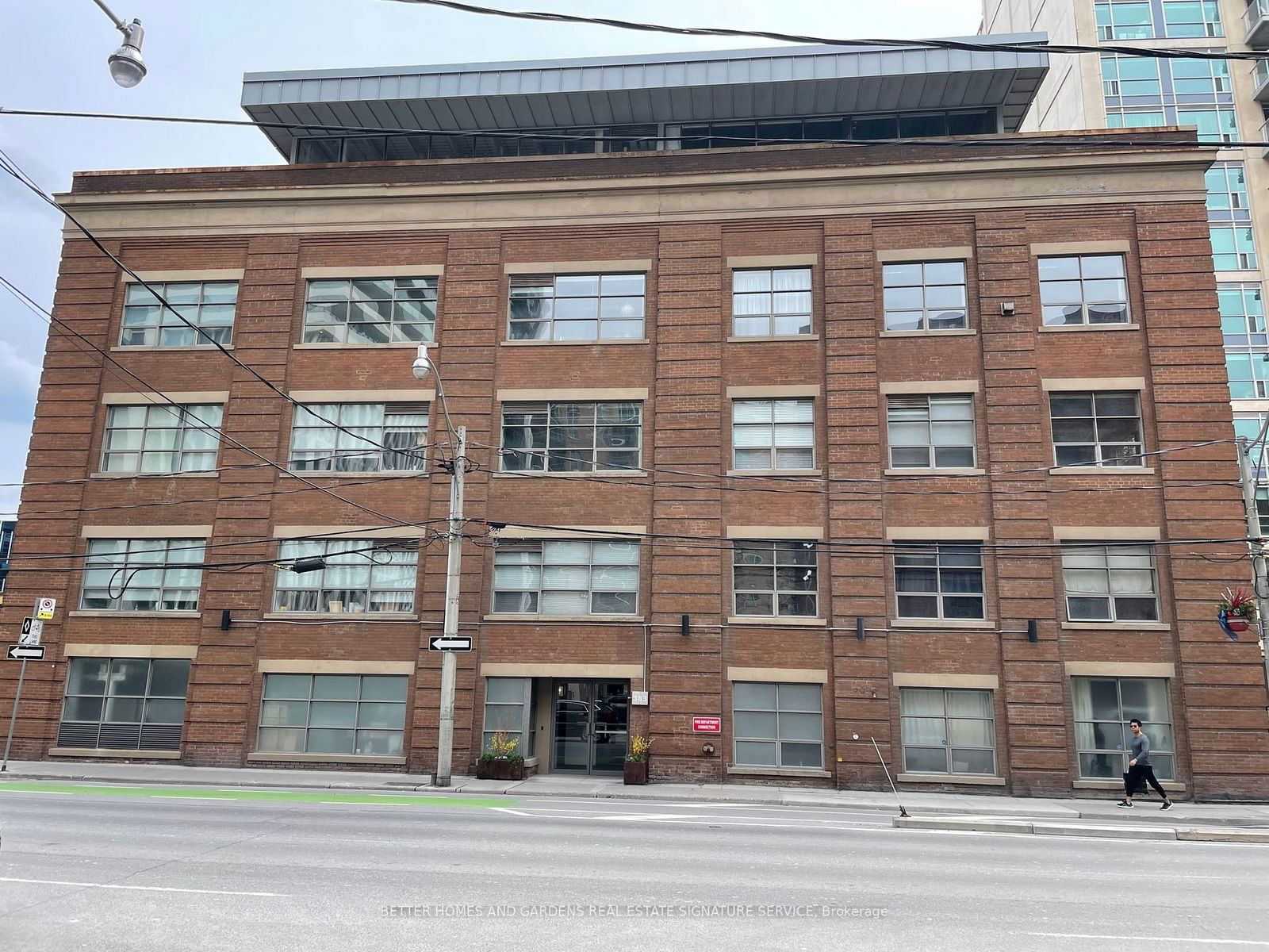 383 Adelaide St E, unit 302 for rent