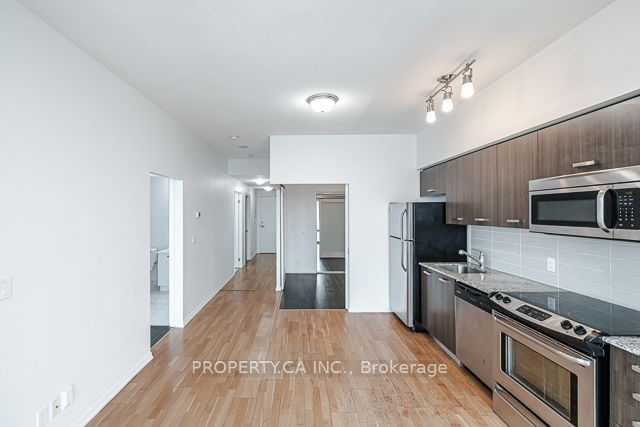 832 Bay St, unit 3502 for rent