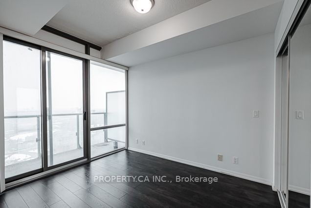 832 Bay St, unit 3502 for rent