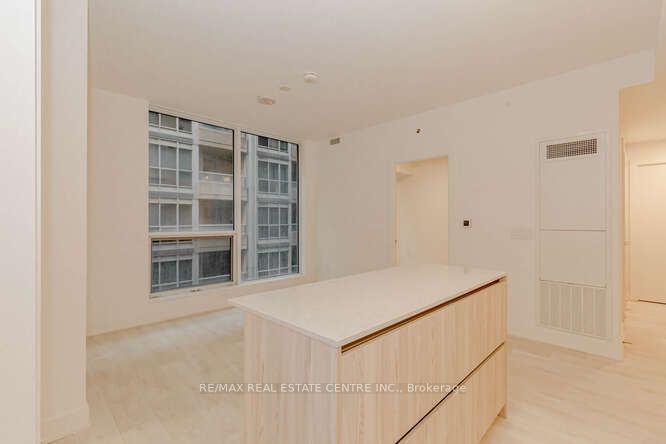 15 Mercer St, unit 701 for rent