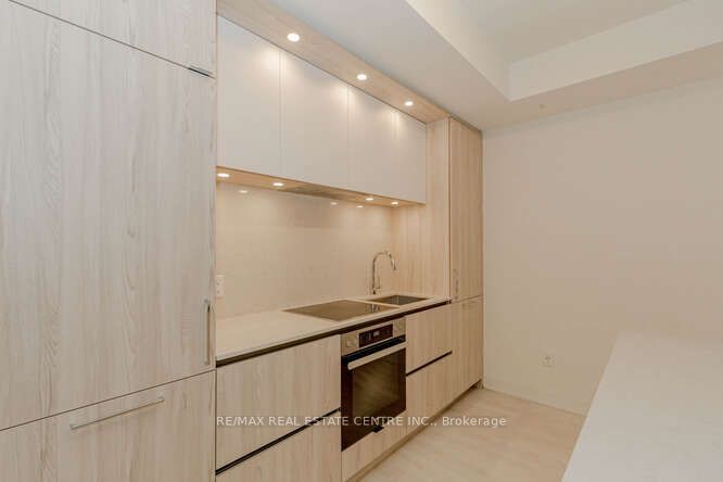 15 Mercer St, unit 701 for rent