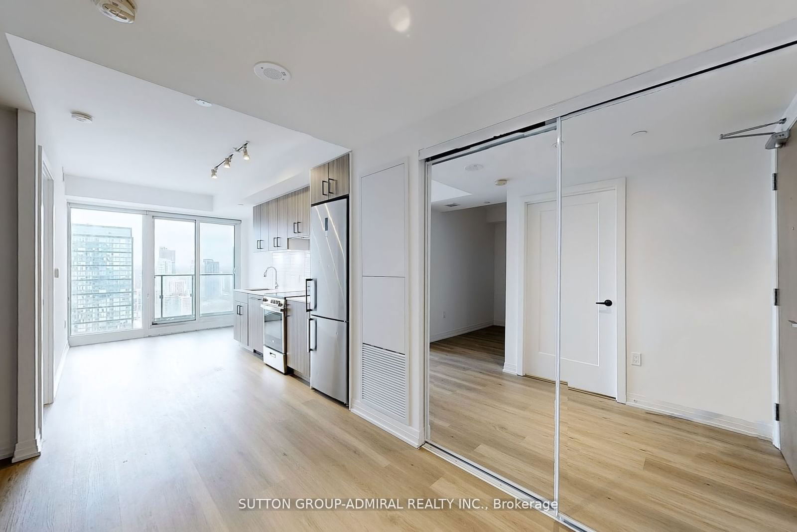 251 Jarvis St, unit 4412 for sale