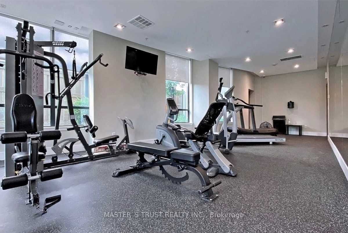 5740 Yonge St, unit 304 for sale