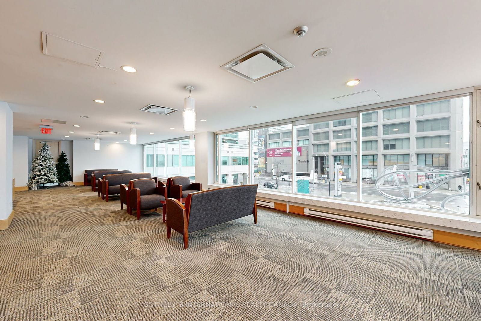 10 Yonge St, unit 1001 for sale