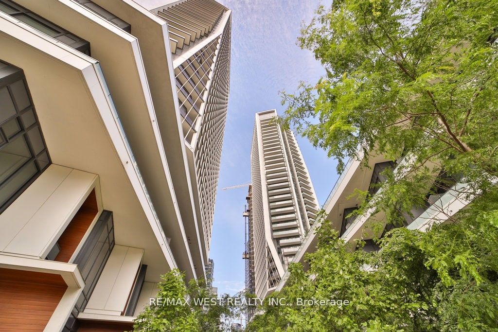 50 Ordnance St, unit 2903 for sale