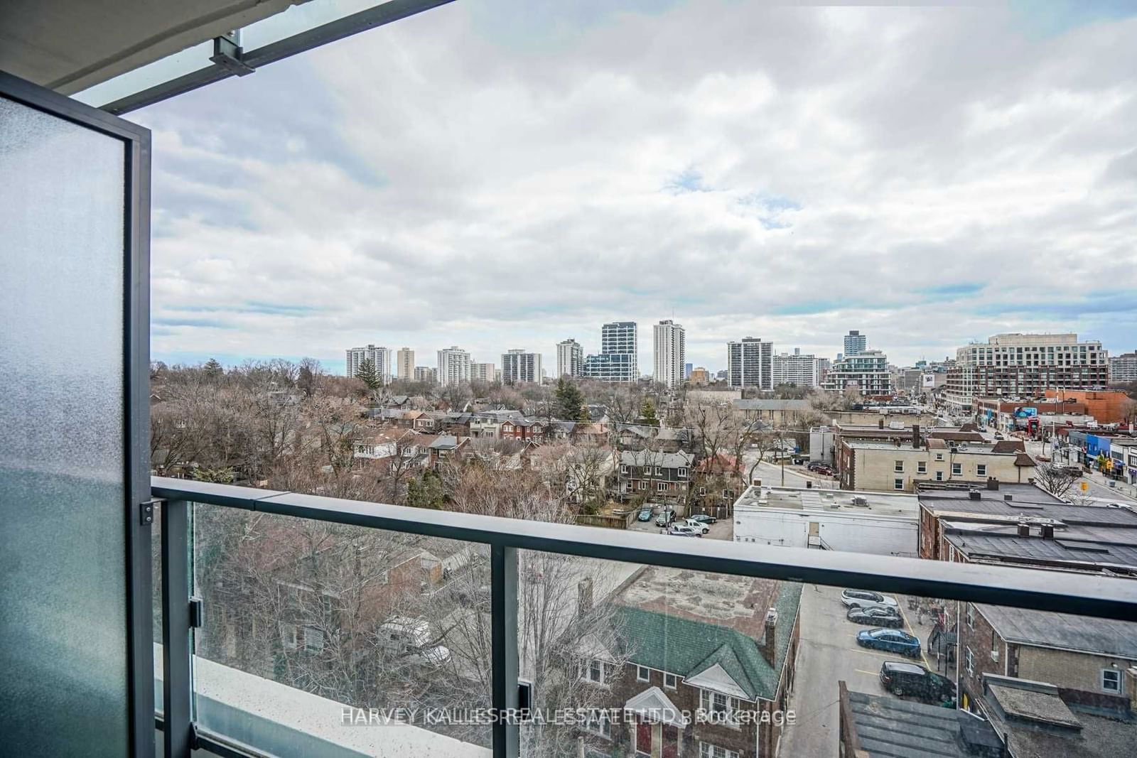 8 Hillsdale Ave, unit 829 for rent