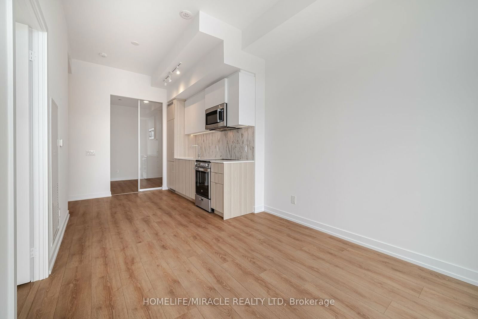 500 Dupont St, unit 317 for sale