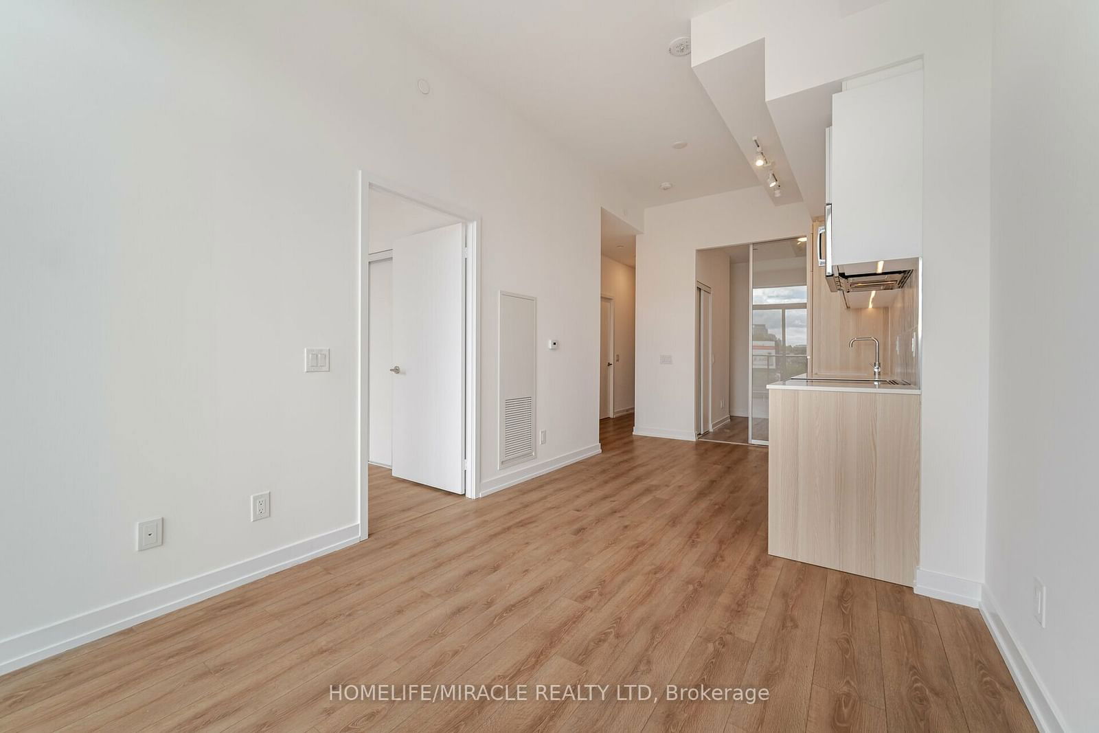 500 Dupont St, unit 317 for sale