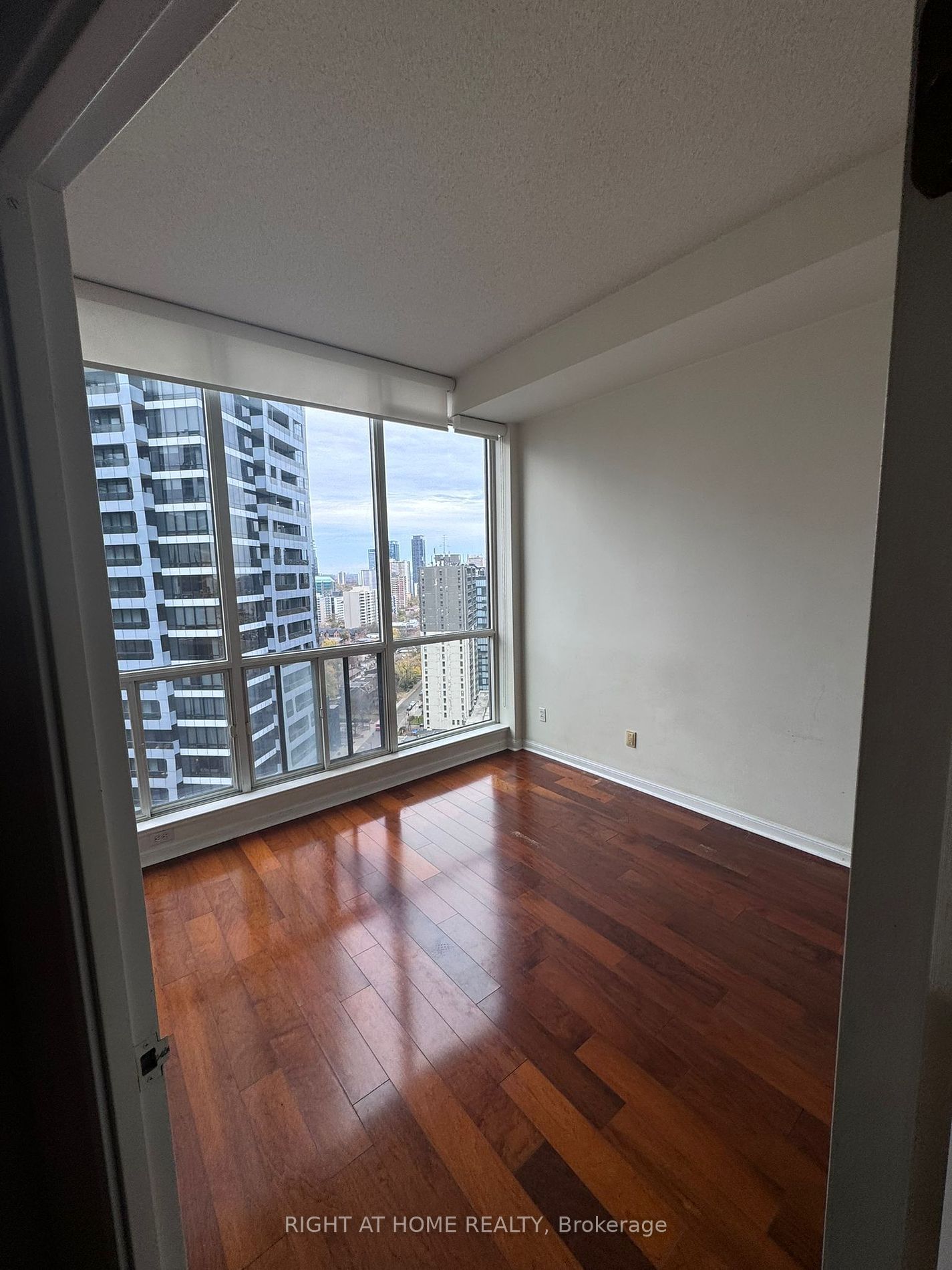 24 Wellesley St W, unit 2407 for sale