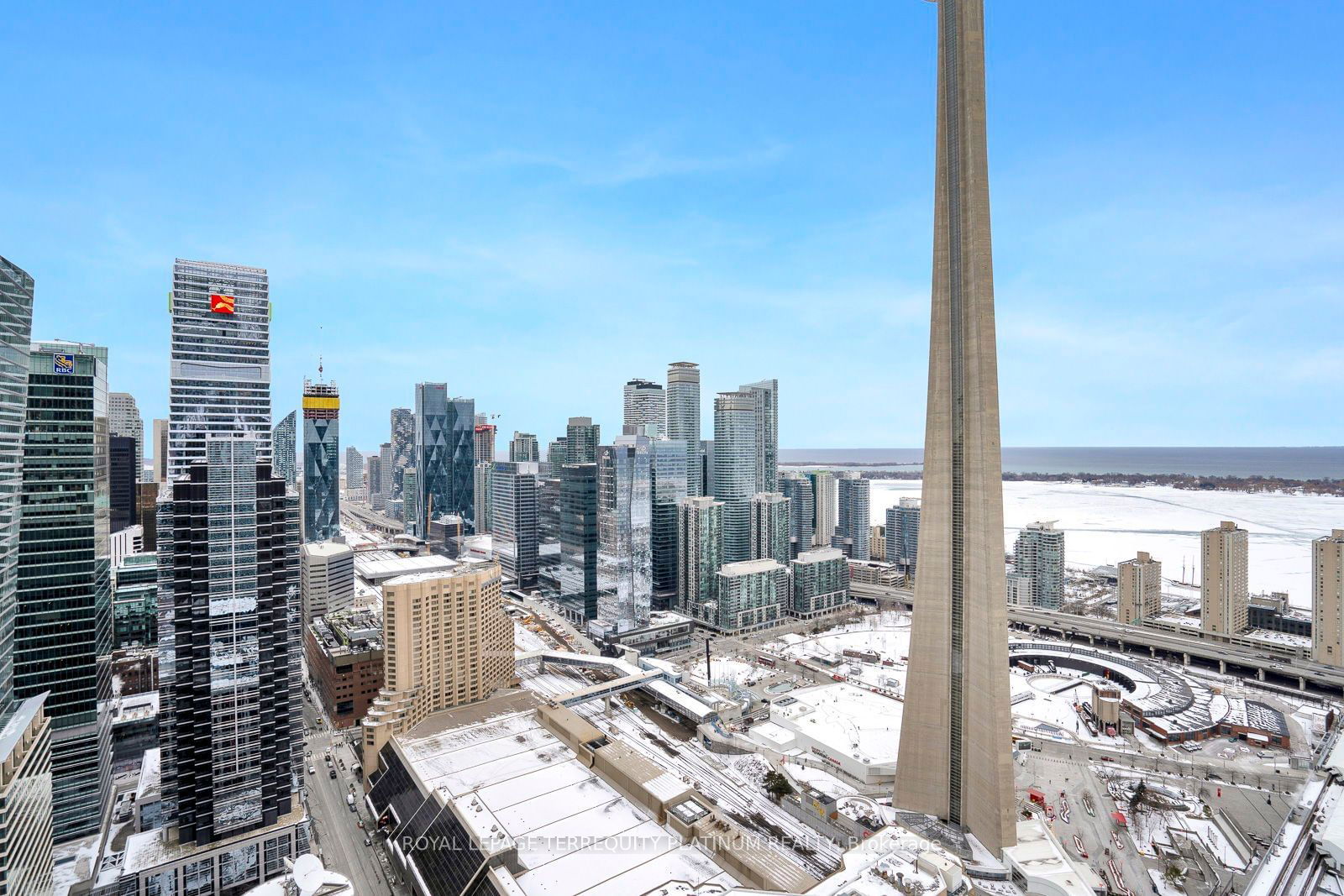 300 Front St W, unit 4802 for sale