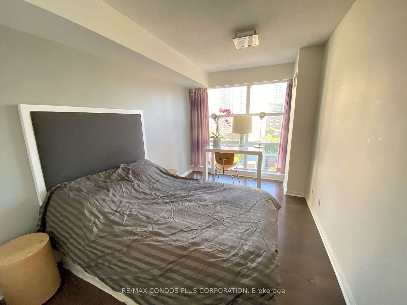 11 St Joseph St, unit 1411 for rent