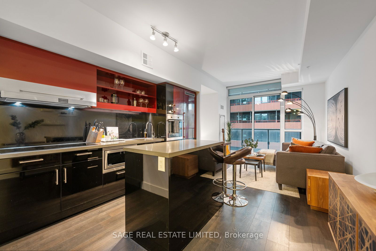 39 Sherbourne St, unit 801 for sale