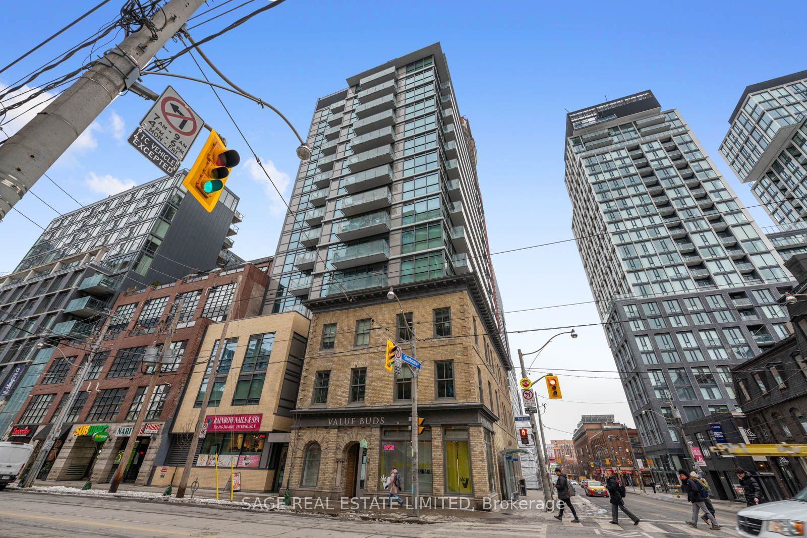 39 Sherbourne St, unit 801 for sale