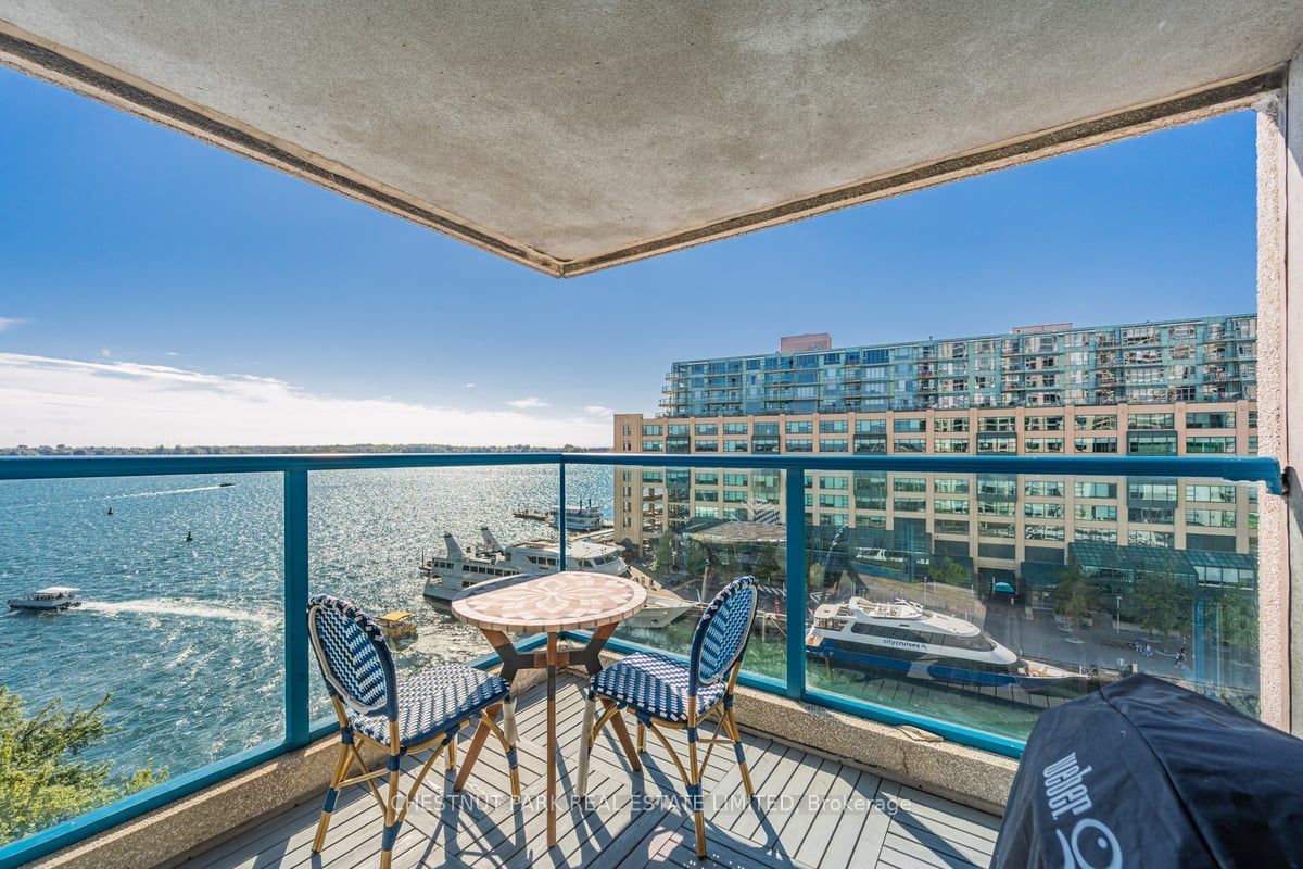 99 Harbour Sq, unit 1008 for sale