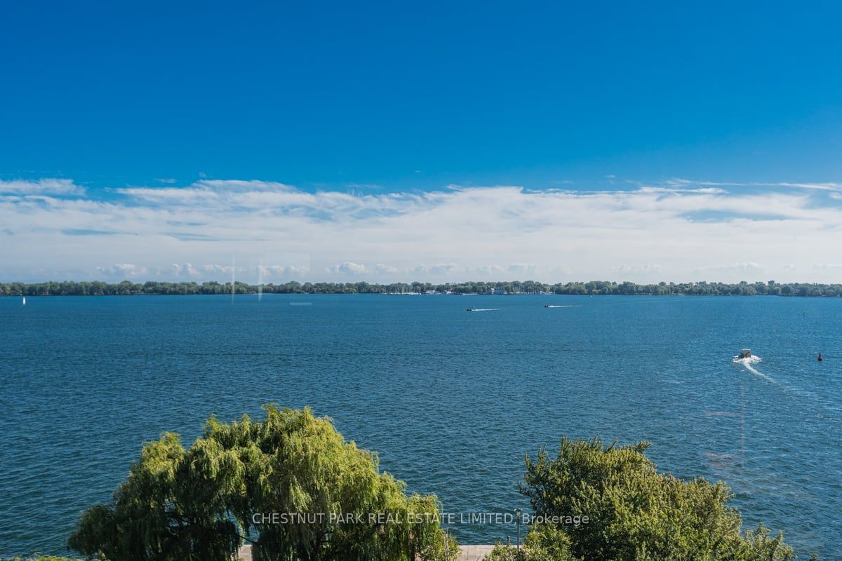 99 Harbour Sq, unit 1008 for sale