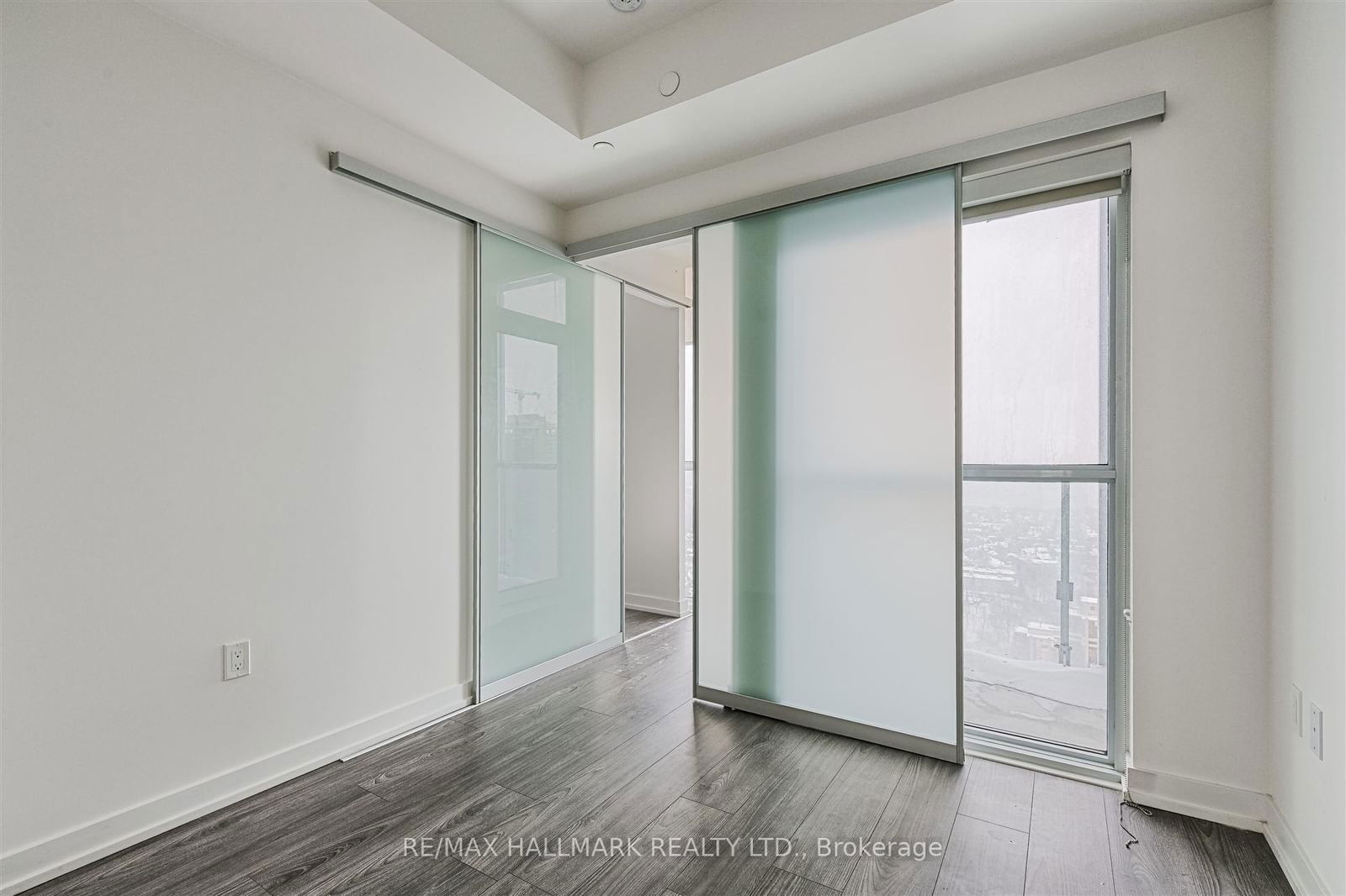 1 Yorkville Ave, unit 4309 for rent