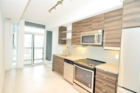 525 Adelaide St W, unit 1520 for rent