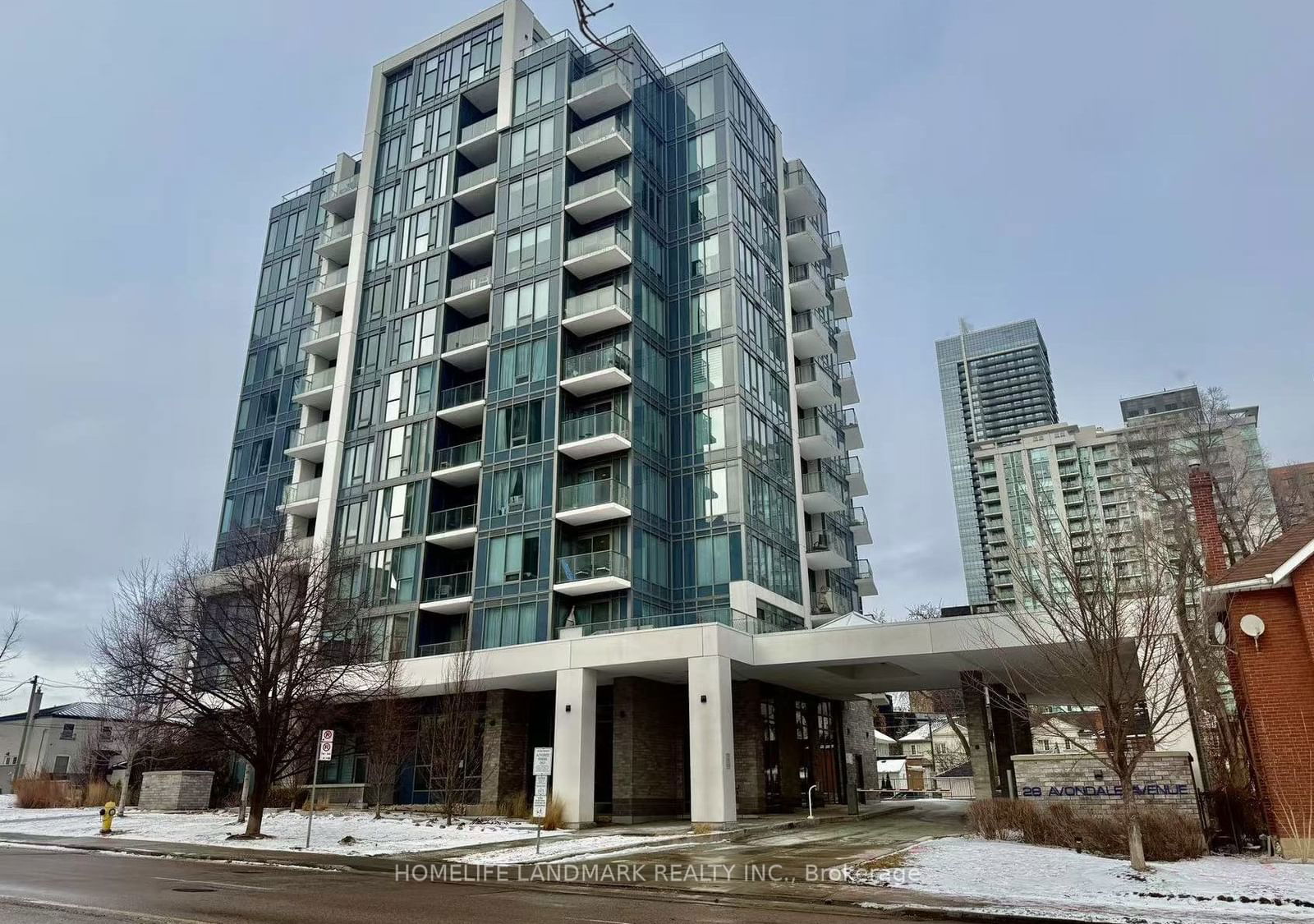 28 Avondale Ave, unit 1005 for rent