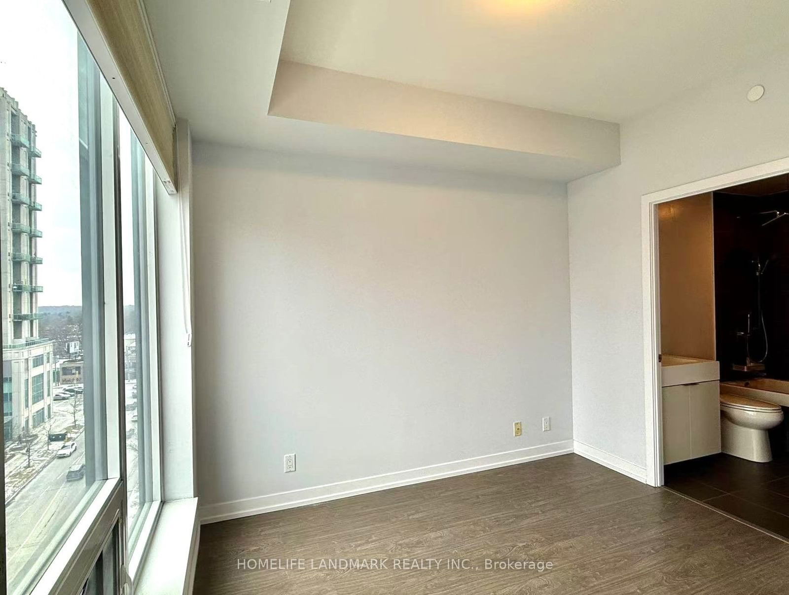 28 Avondale Ave, unit 1005 for rent