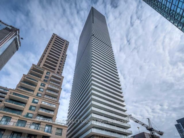 42 Charles St E, unit 5403 for rent