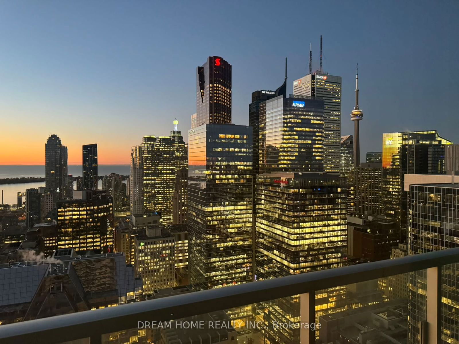 197 Yonge St, unit 4408 for sale