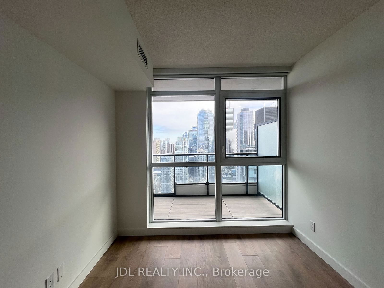 38 Widmer St, unit 5002 for rent