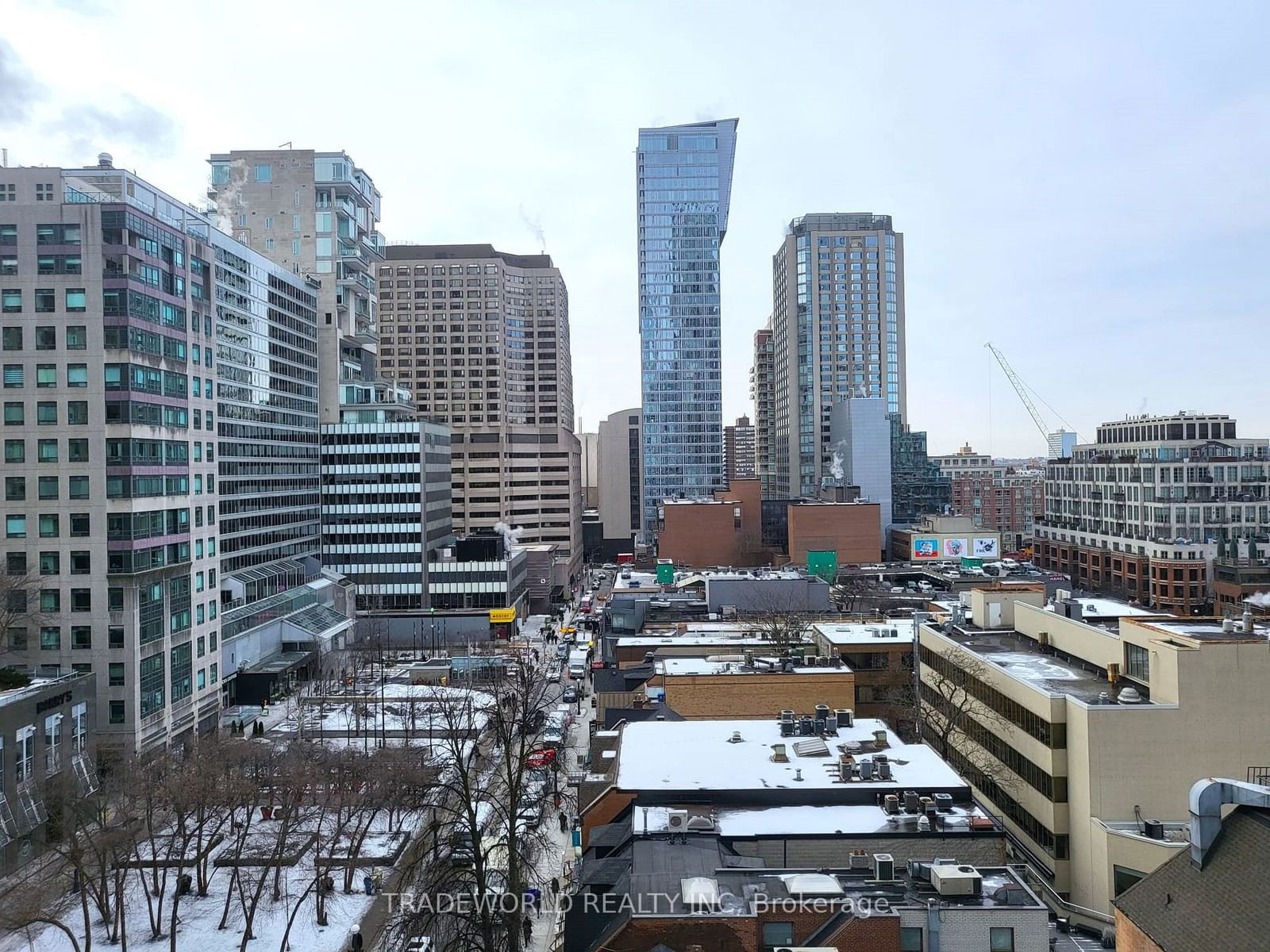 Minto Yorkville Park, Downtown, Toronto