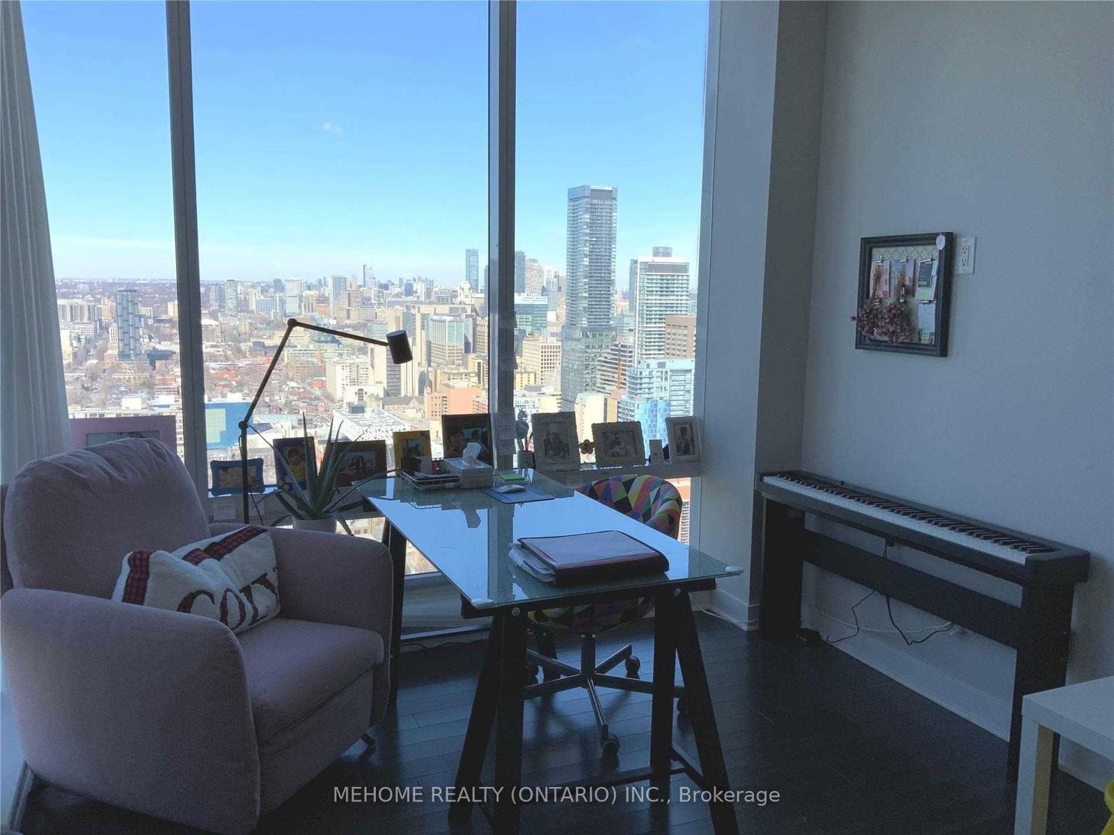 295 Adelaide St W, unit 4403 for rent