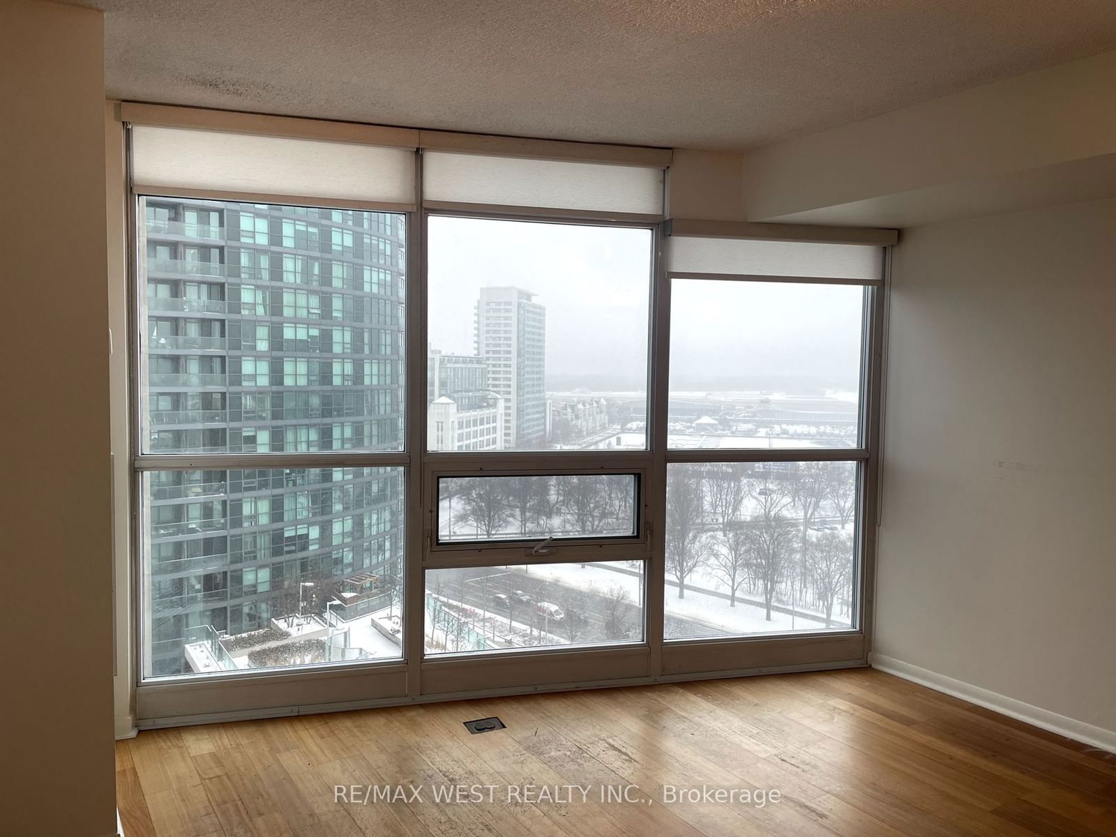 219 Fort York Blvd, unit 1507 for rent