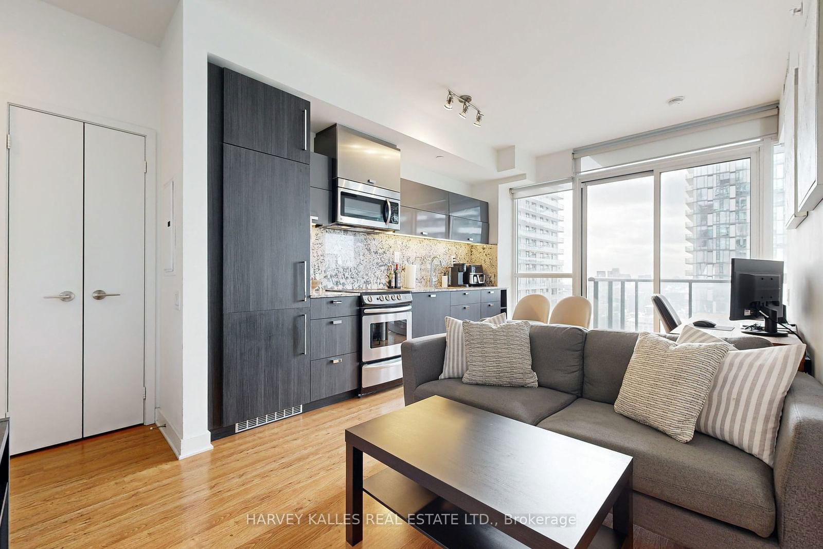 290 Adelaide St W, unit 2912 for sale