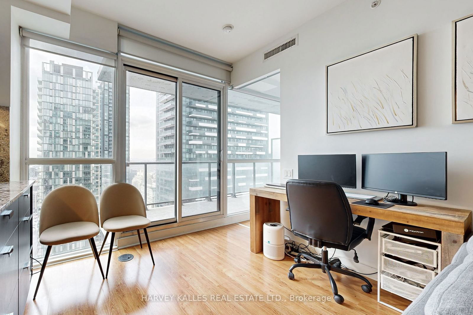 290 Adelaide St W, unit 2912 for sale