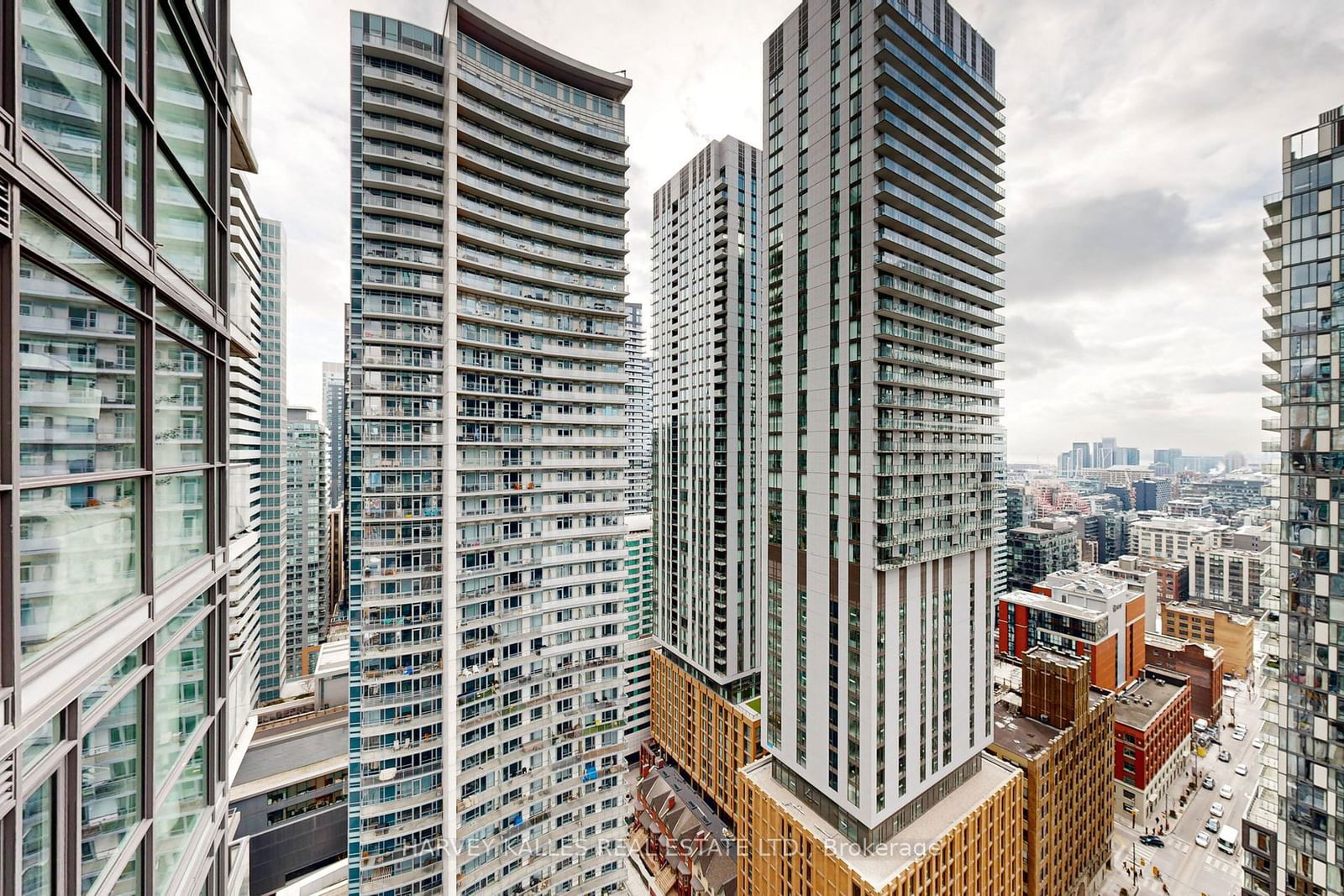 290 Adelaide St W, unit 2912 for sale