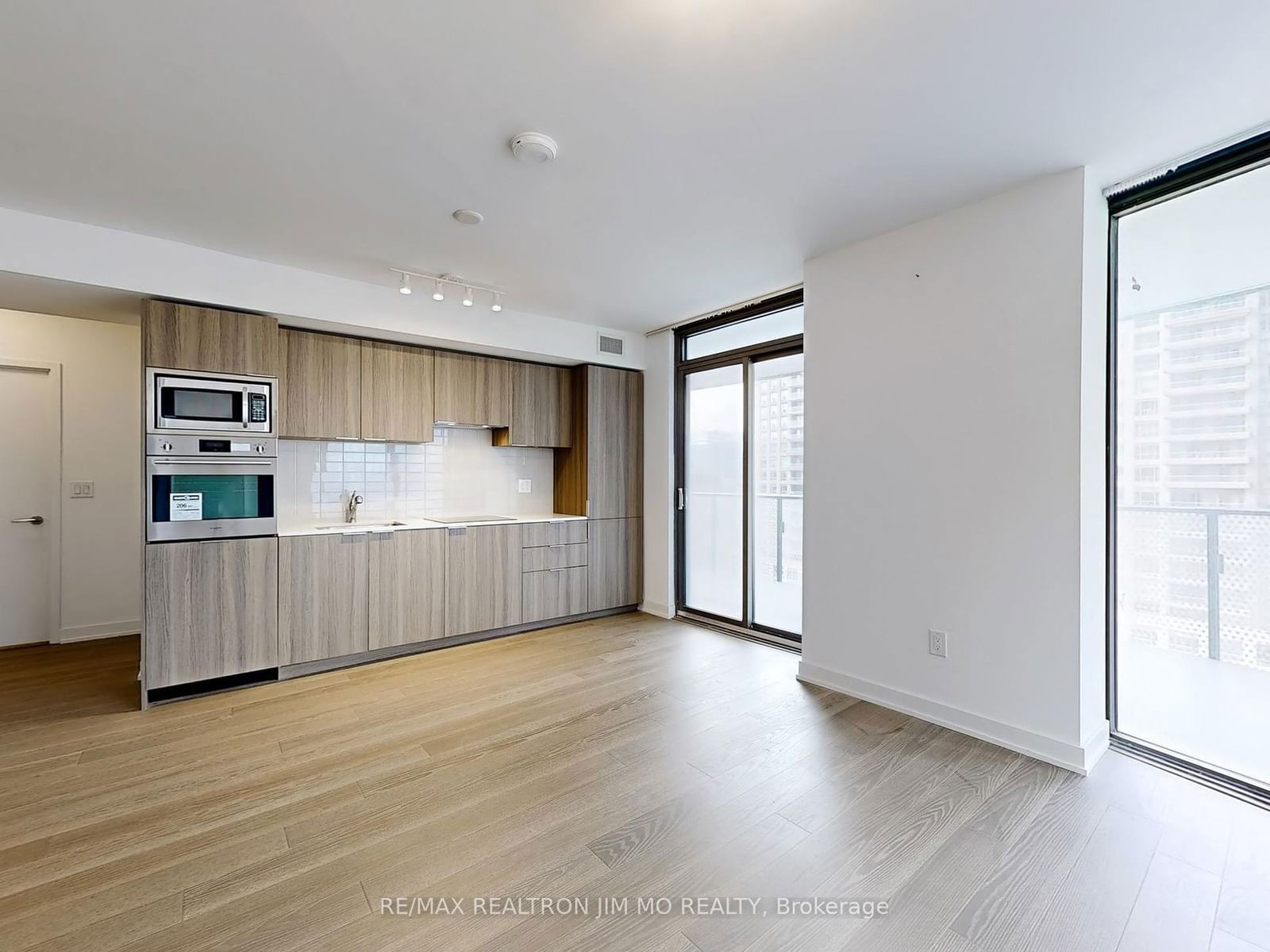 11 Wellesley St W, unit 1208 for sale