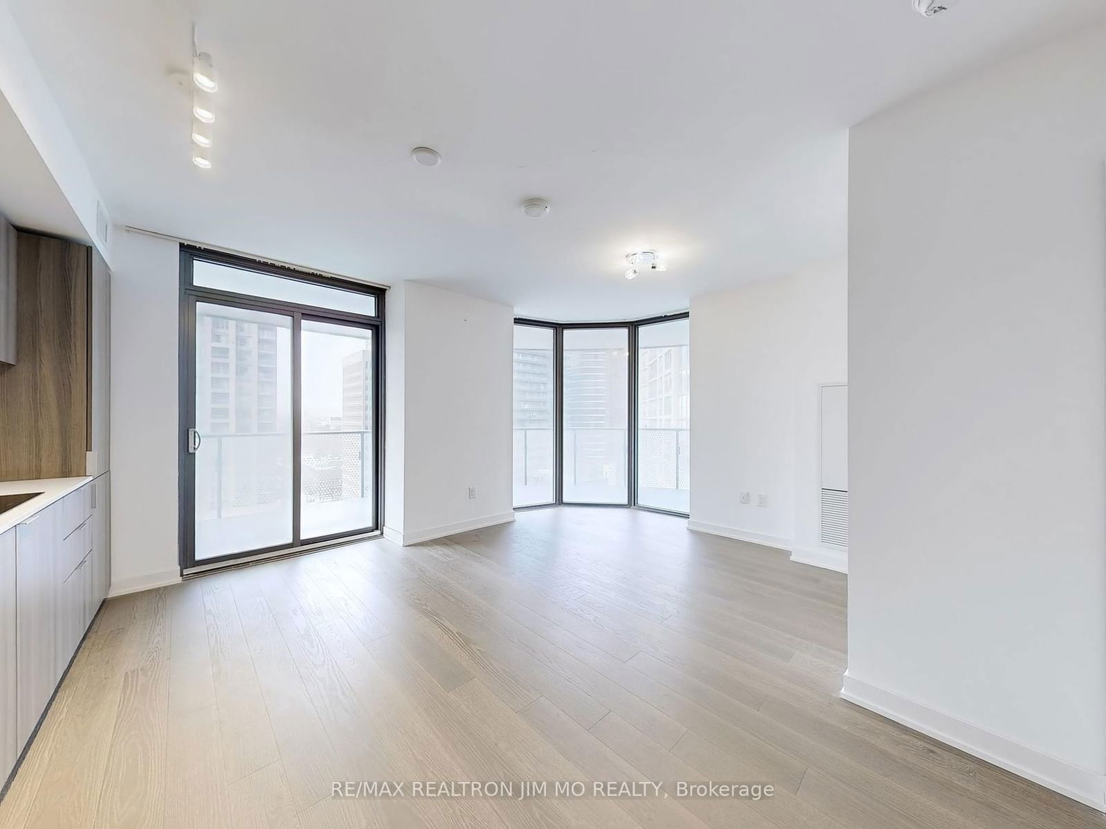 11 Wellesley St W, unit 1208 for sale