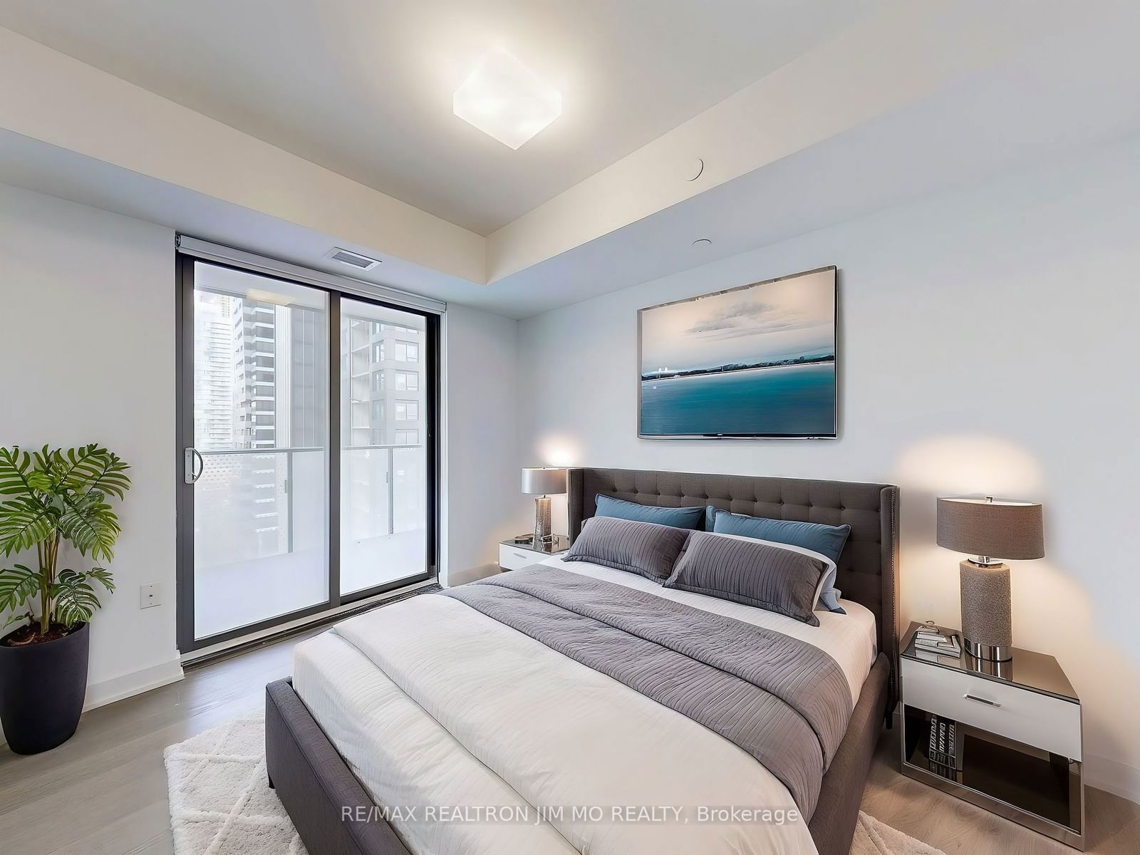 11 Wellesley St W, unit 1208 for sale