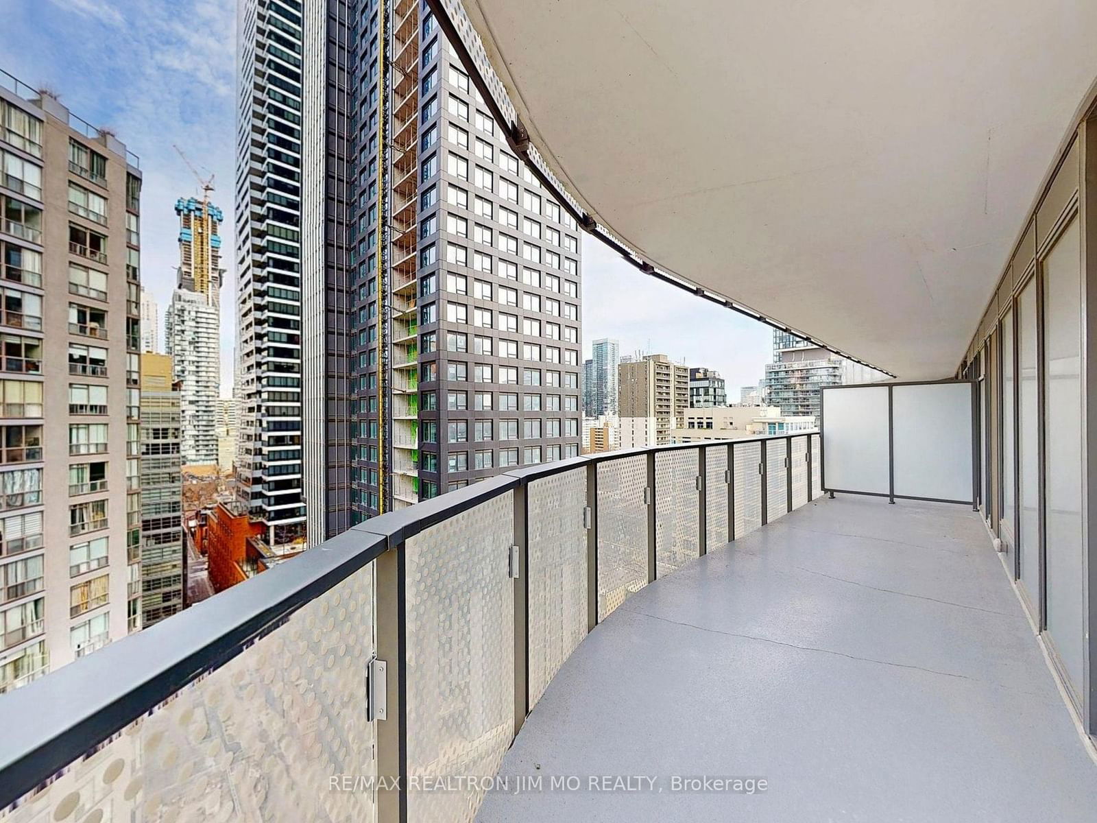 11 Wellesley St W, unit 1208 for sale