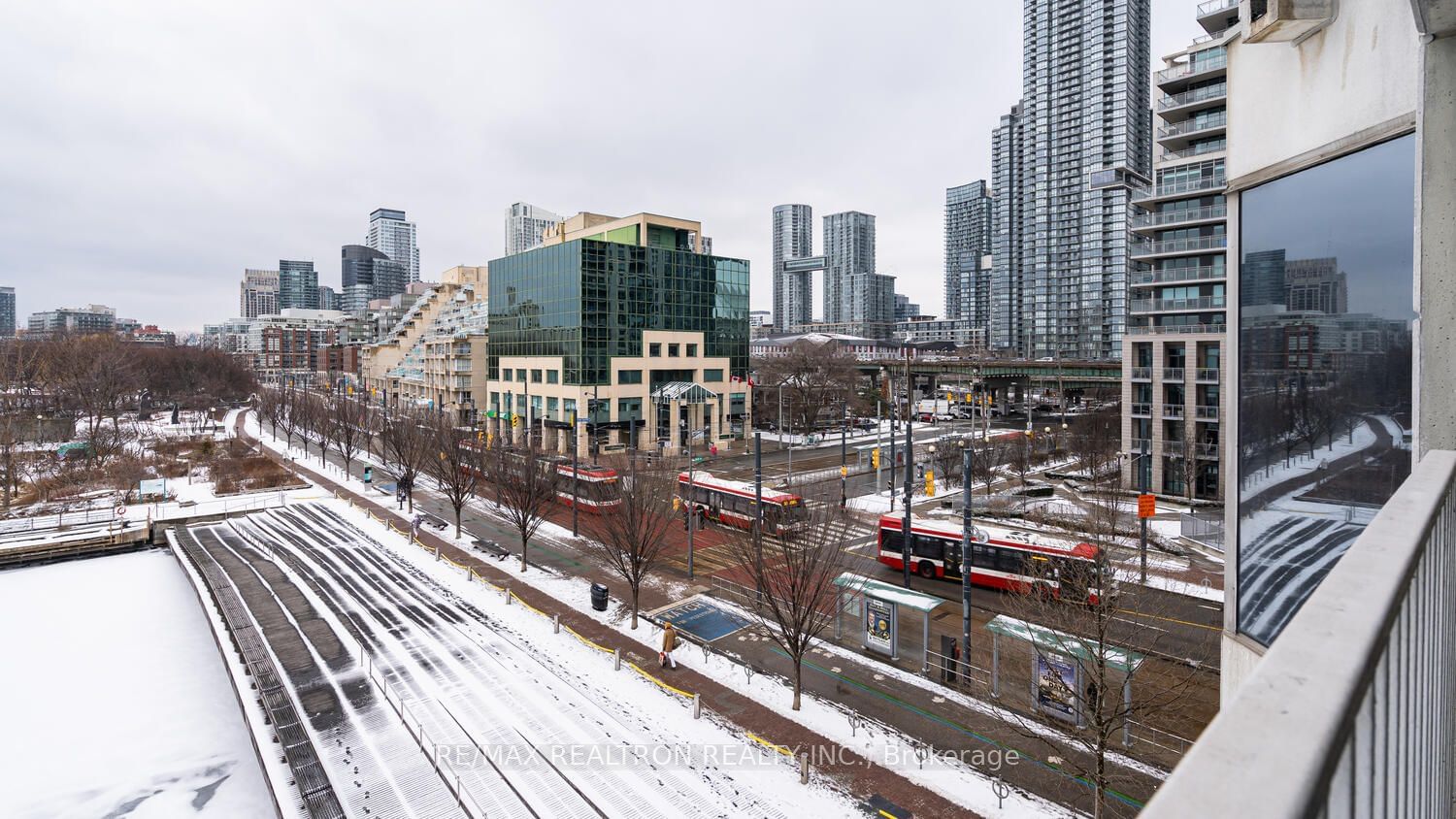 Harbour Terrace, Downtown, Toronto