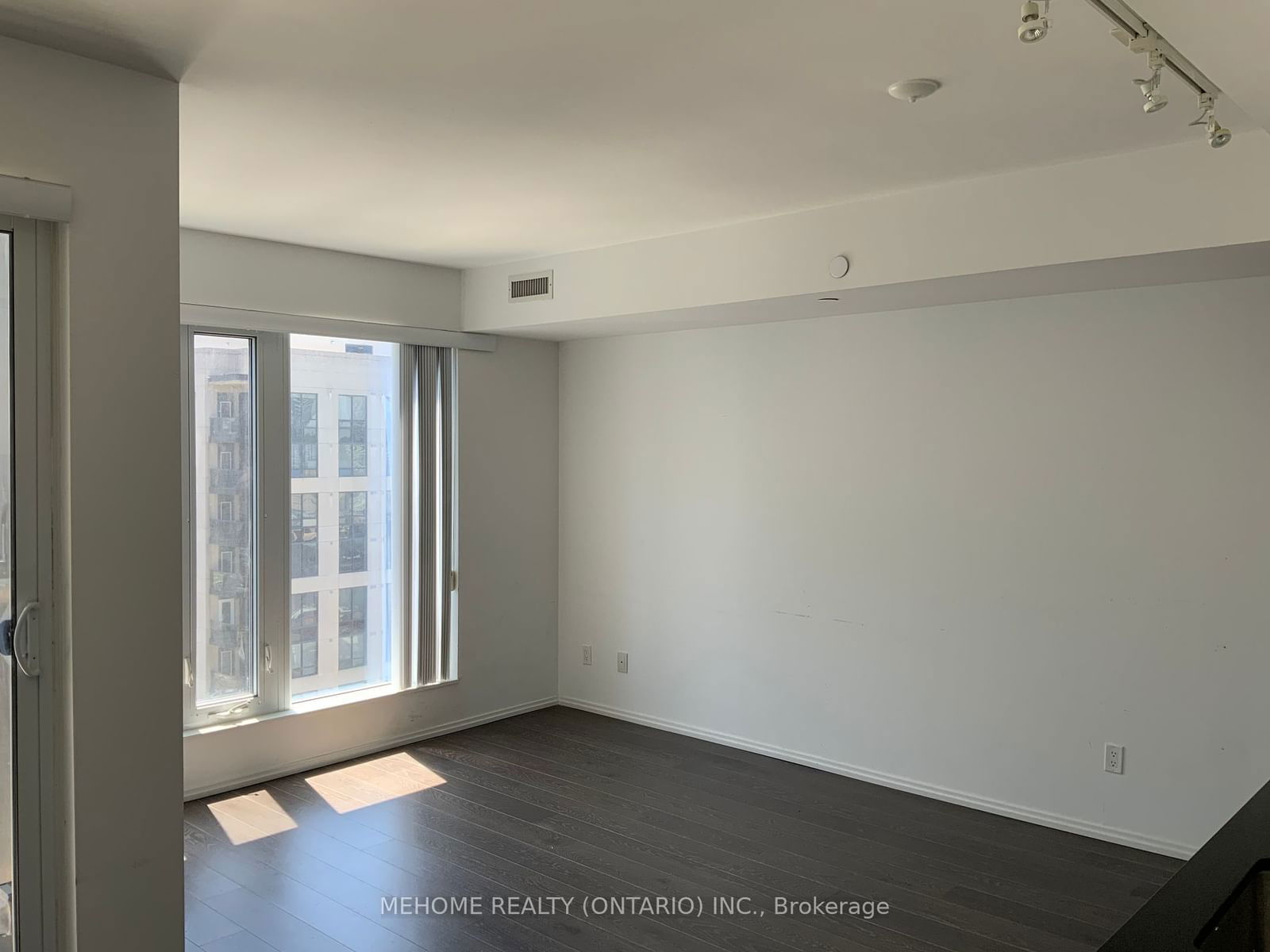 68 Shuter St, unit 2803 for sale