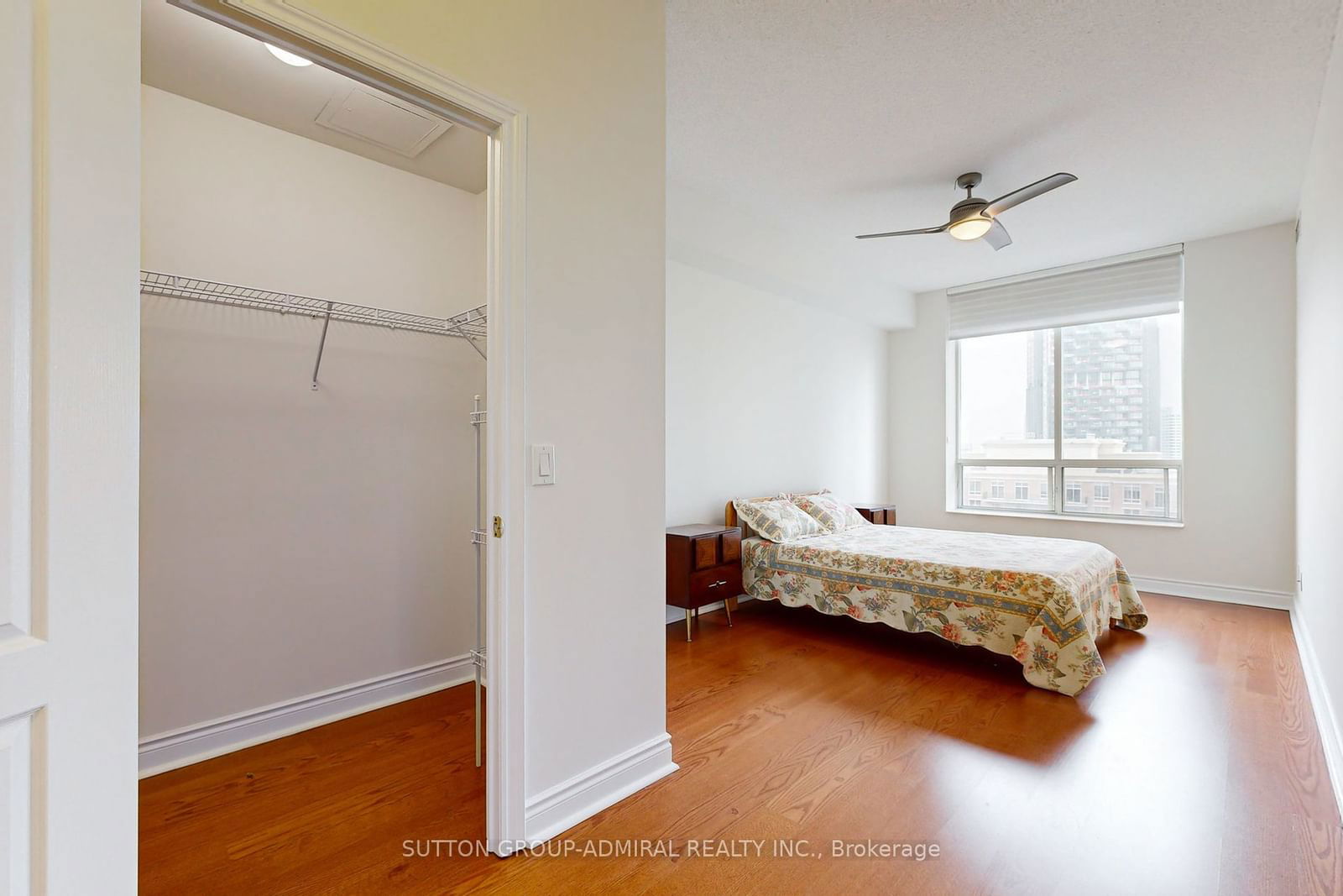 1101 Leslie St, unit 1502 for sale