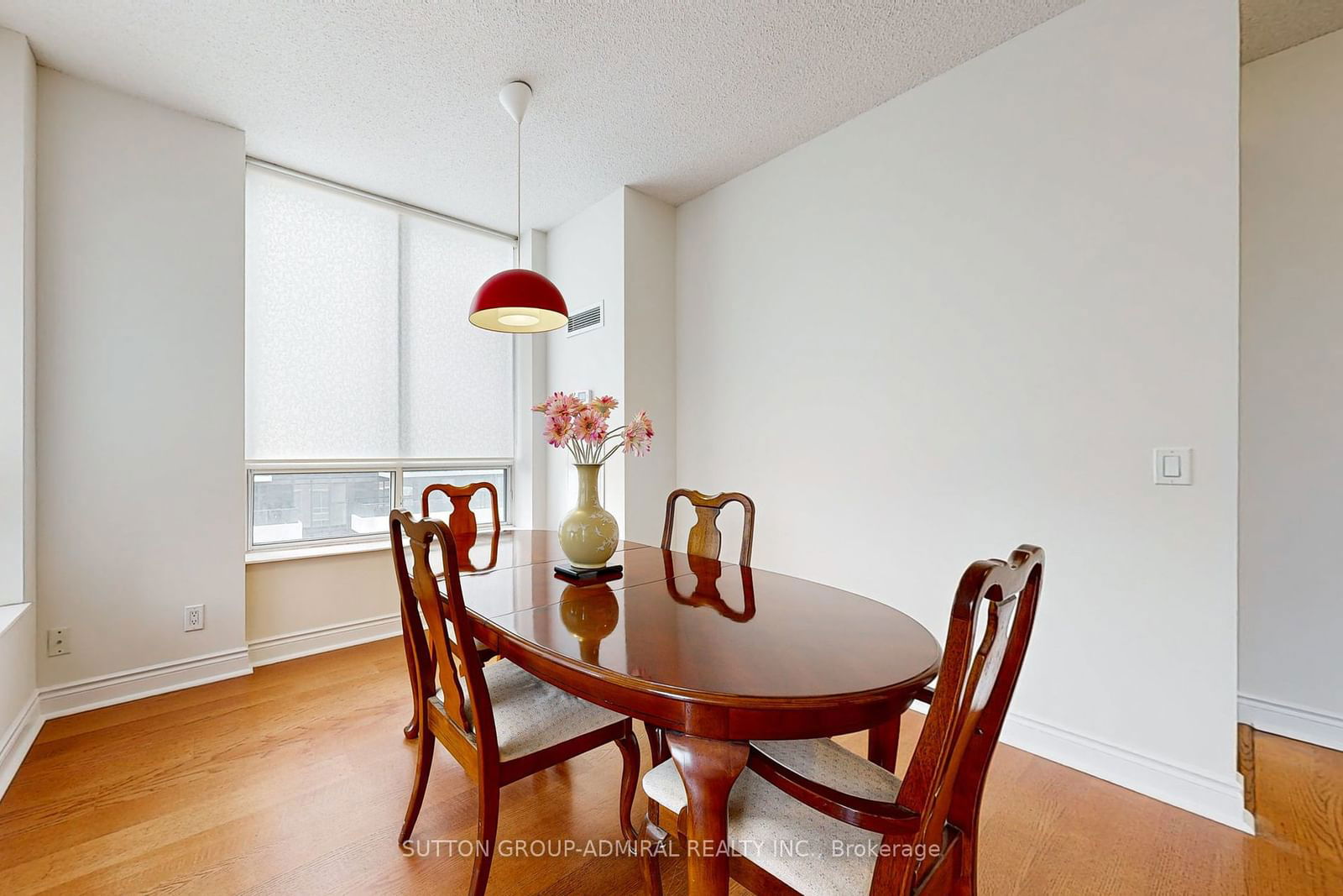 1101 Leslie St, unit 1502 for sale