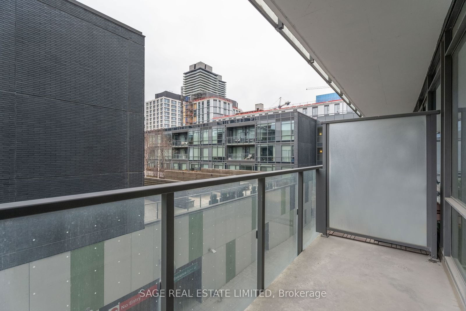 455 Front St E, unit N328 for rent