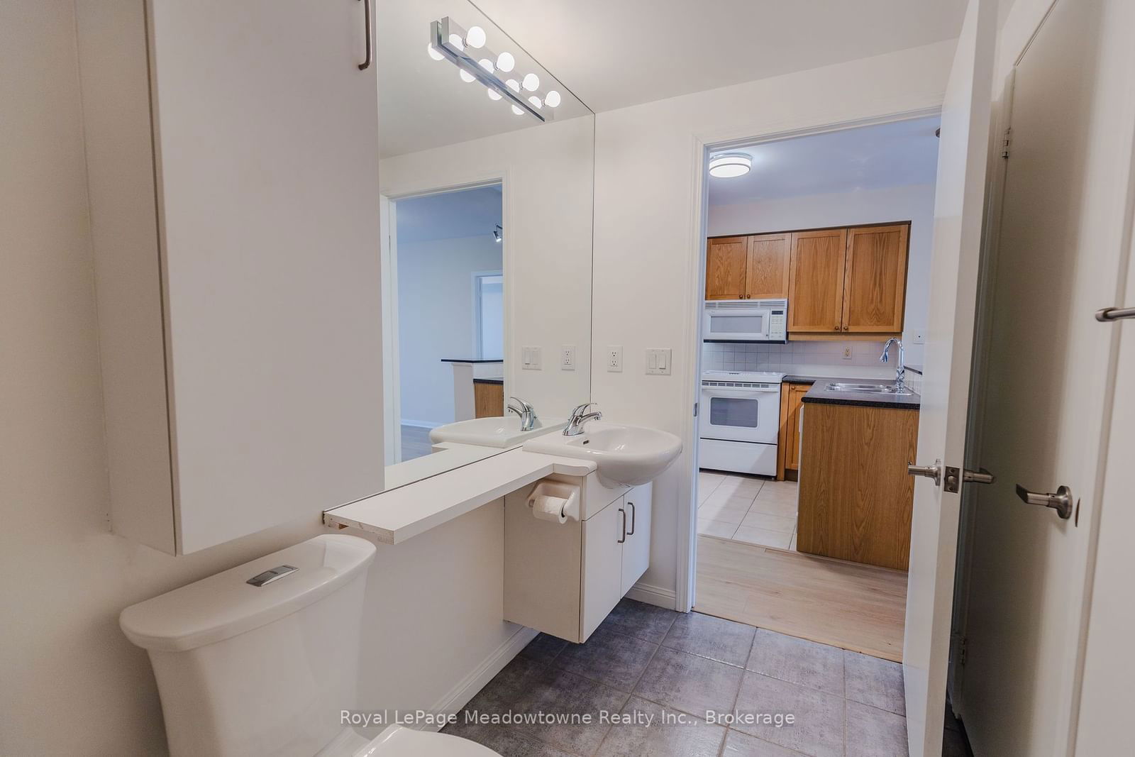 1801 Bayview Ave E, unit 511 for sale