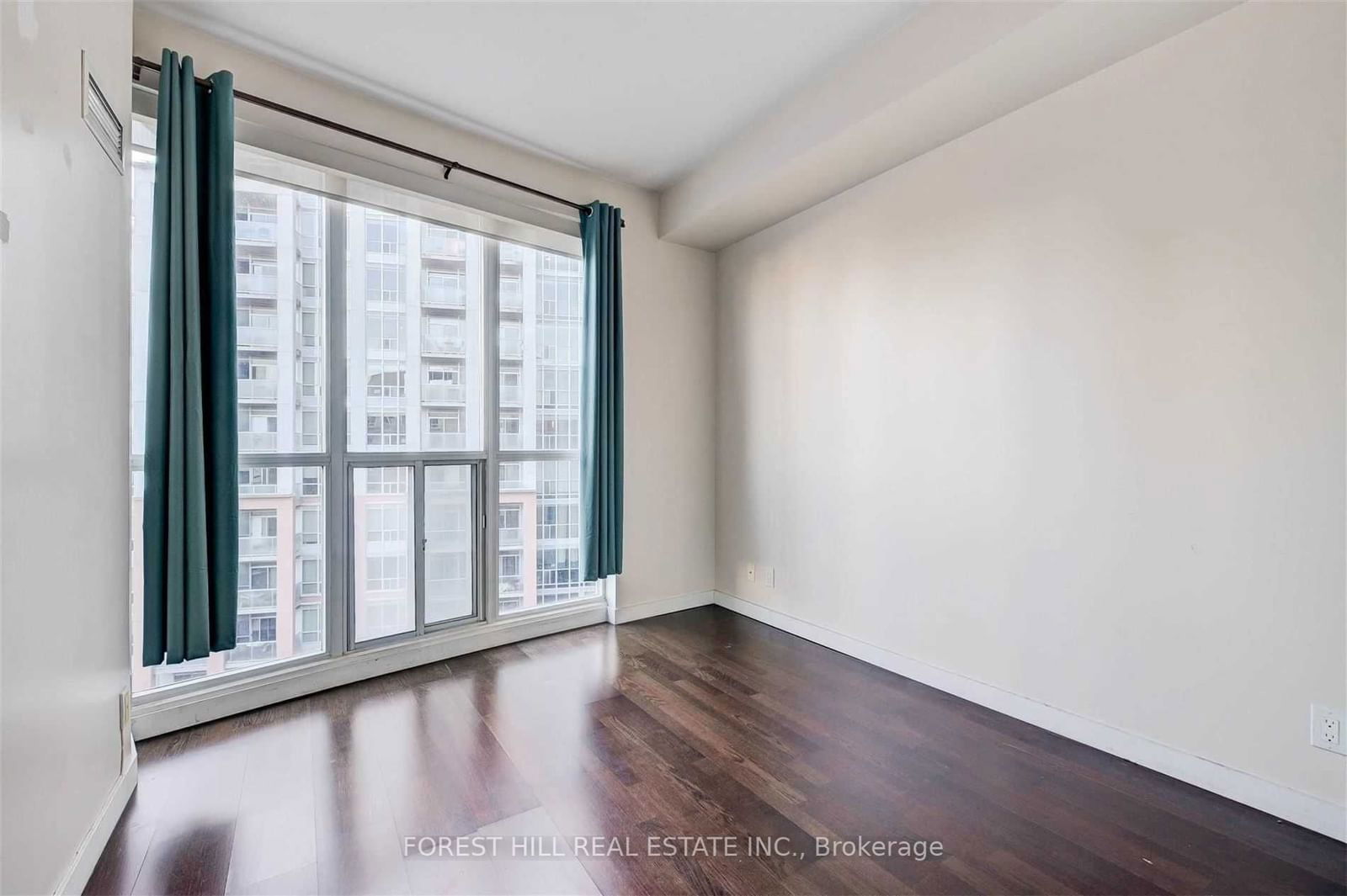 1005 King St W, unit 801 for rent