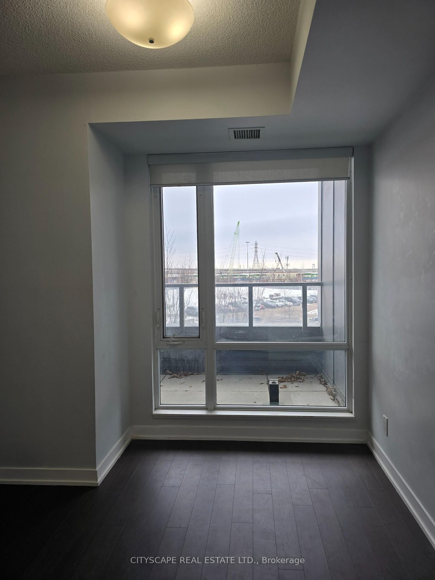 120 Bayview Ave, unit S203 for rent