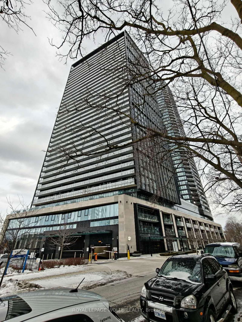 585 BLOOR St E, unit 1115 for rent