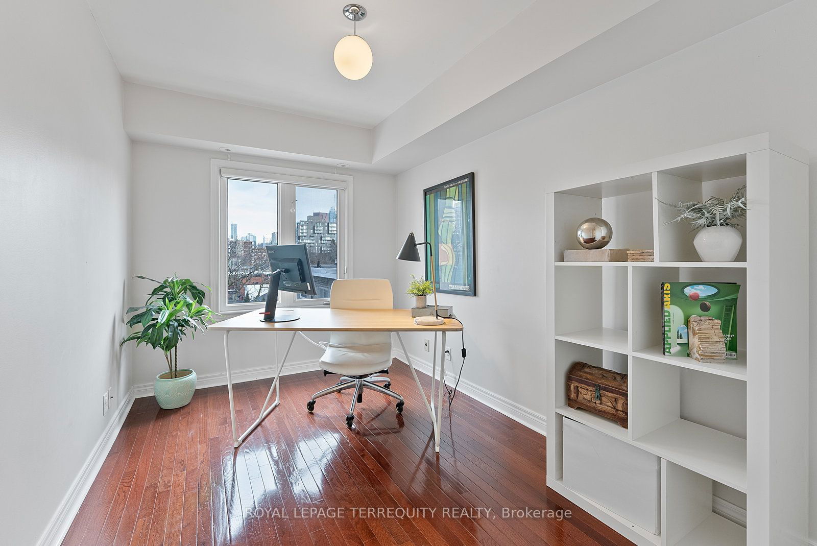 60 Carr St, unit 11 for sale