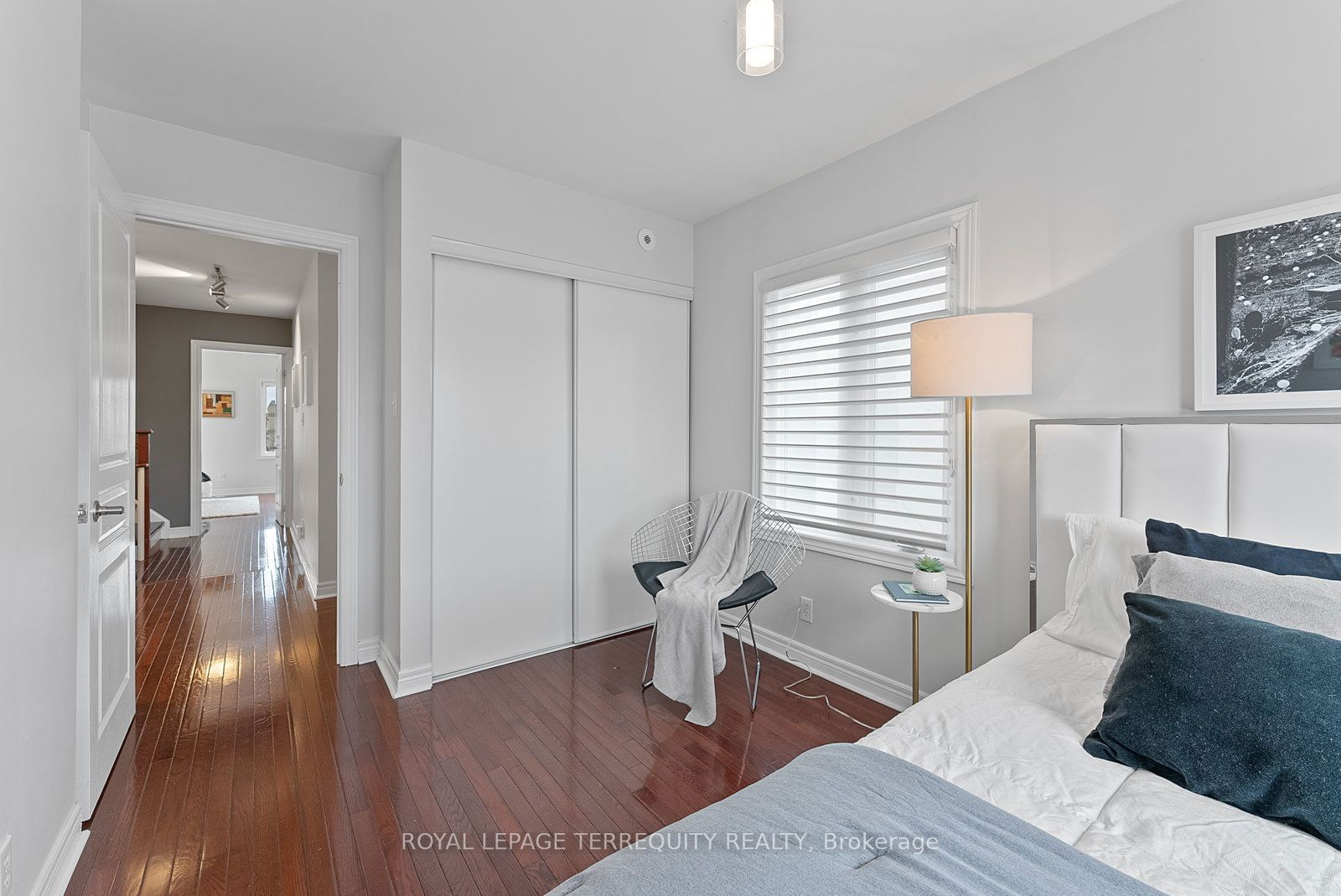 60 Carr St, unit 11 for sale